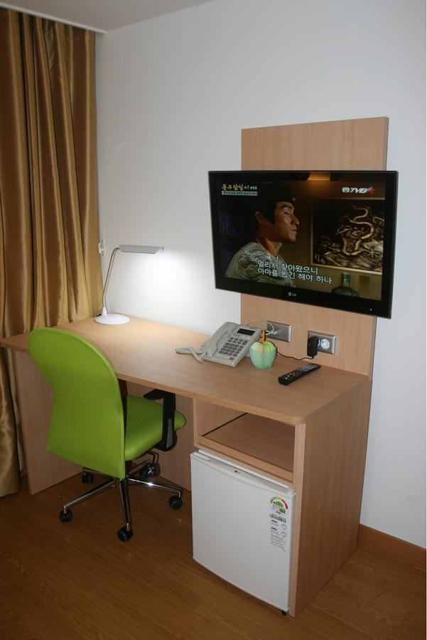 Gunsan Apple Tree Hotel Dış mekan fotoğraf
