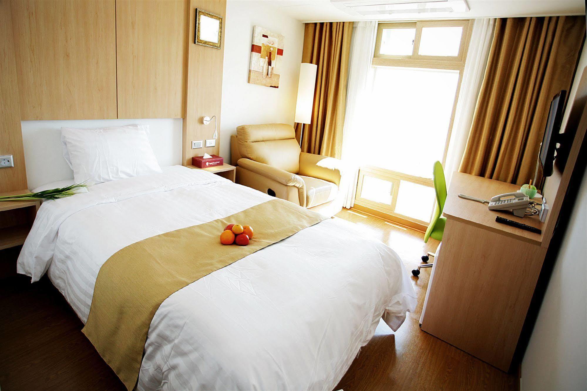 Gunsan Apple Tree Hotel Dış mekan fotoğraf