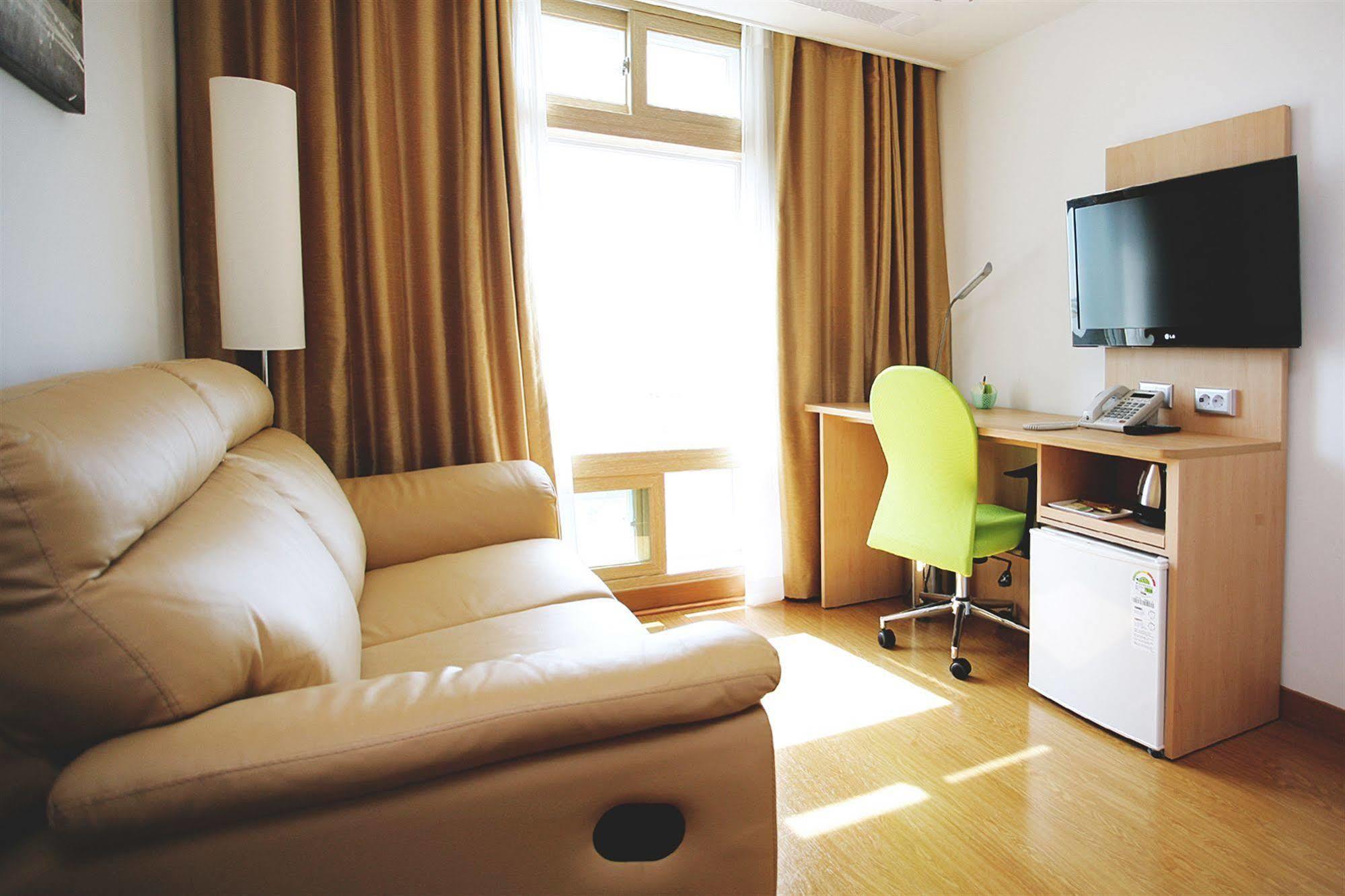 Gunsan Apple Tree Hotel Dış mekan fotoğraf